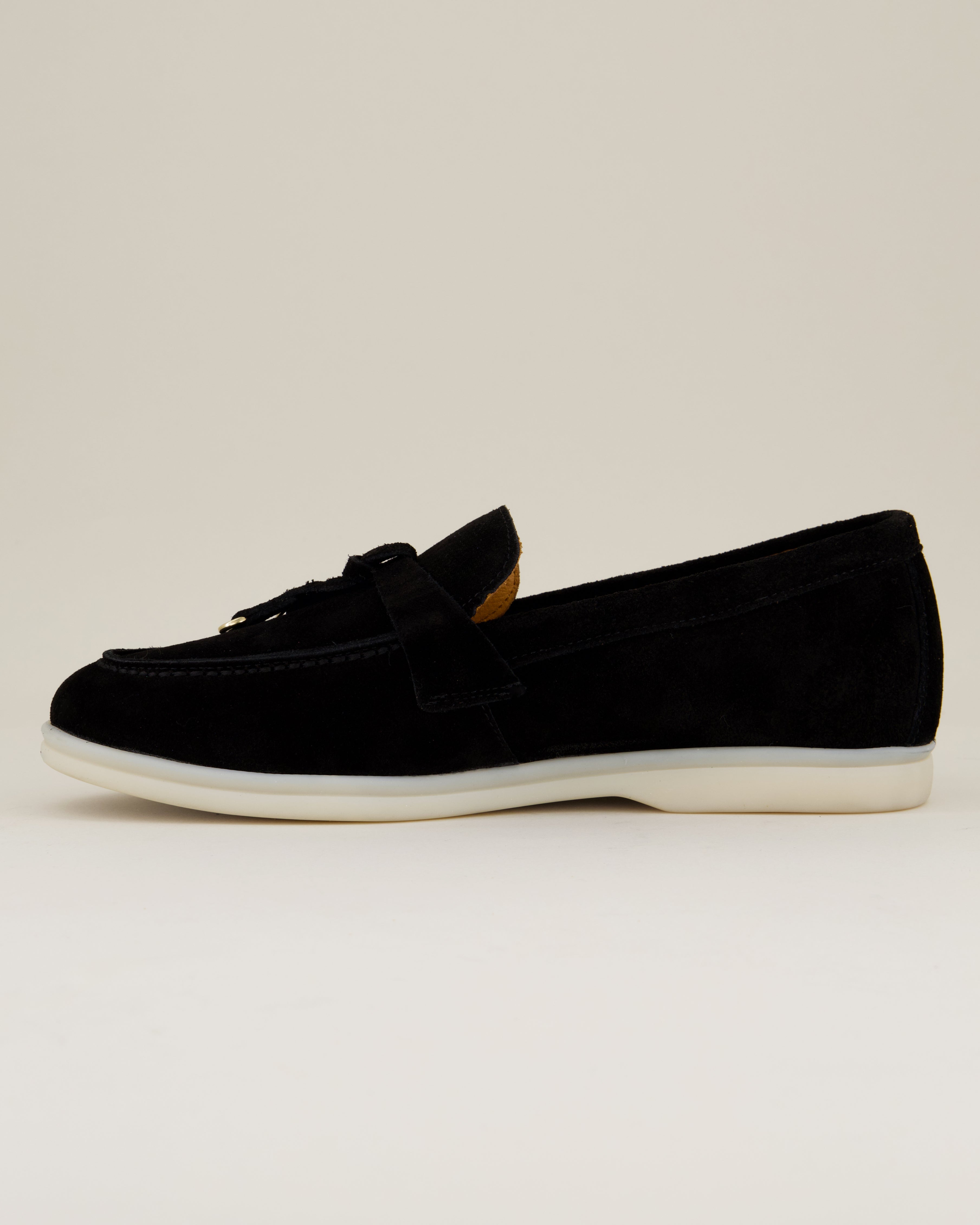 Nina Loafer AVWL01-Black