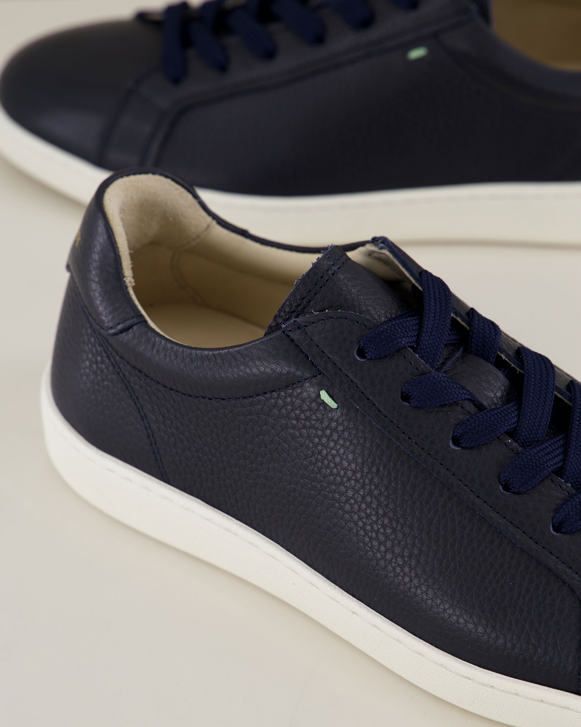 Bruno AVM-SN03 Navy Cervo