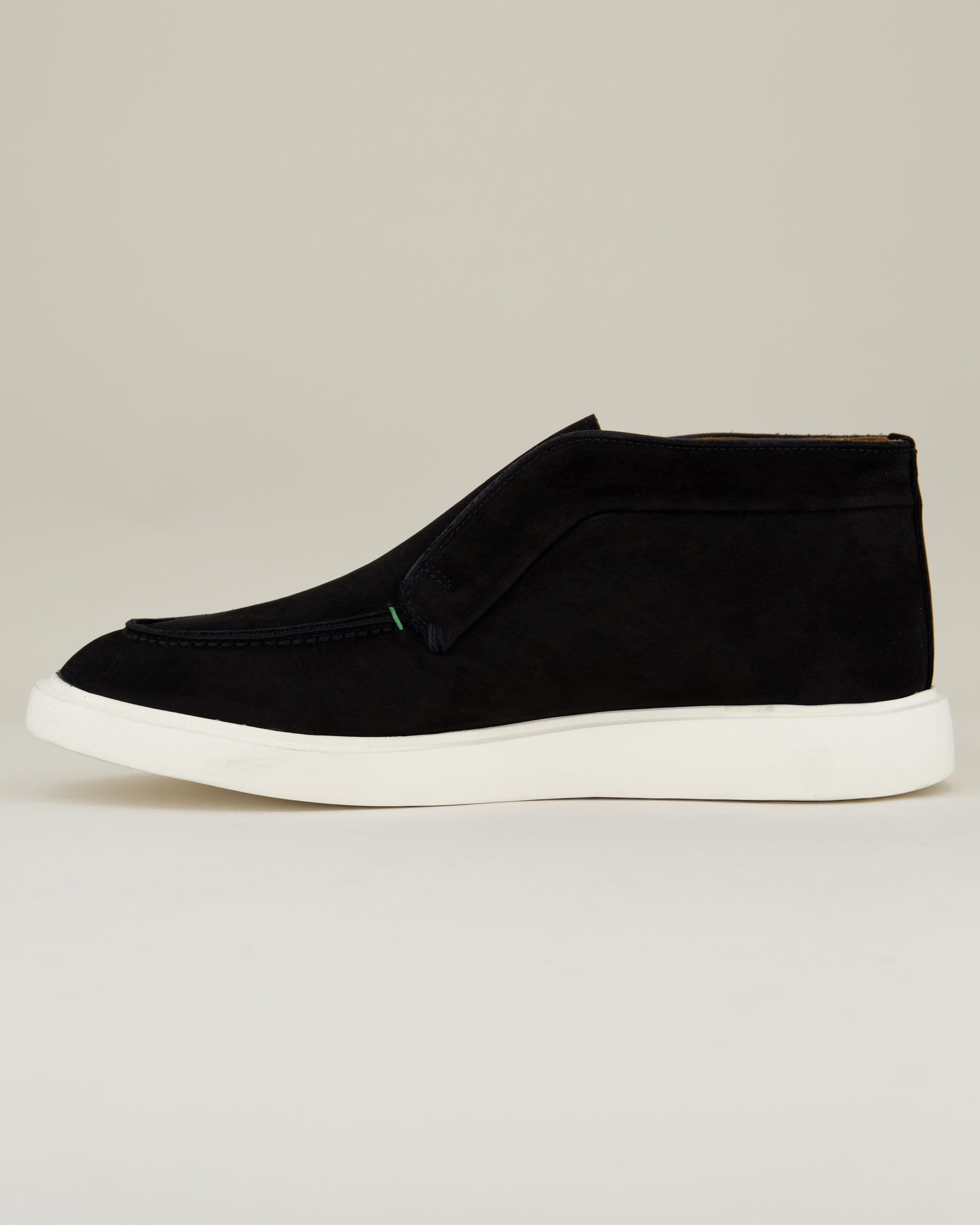 Enzo AVM-M02 Black Nubuck Leather