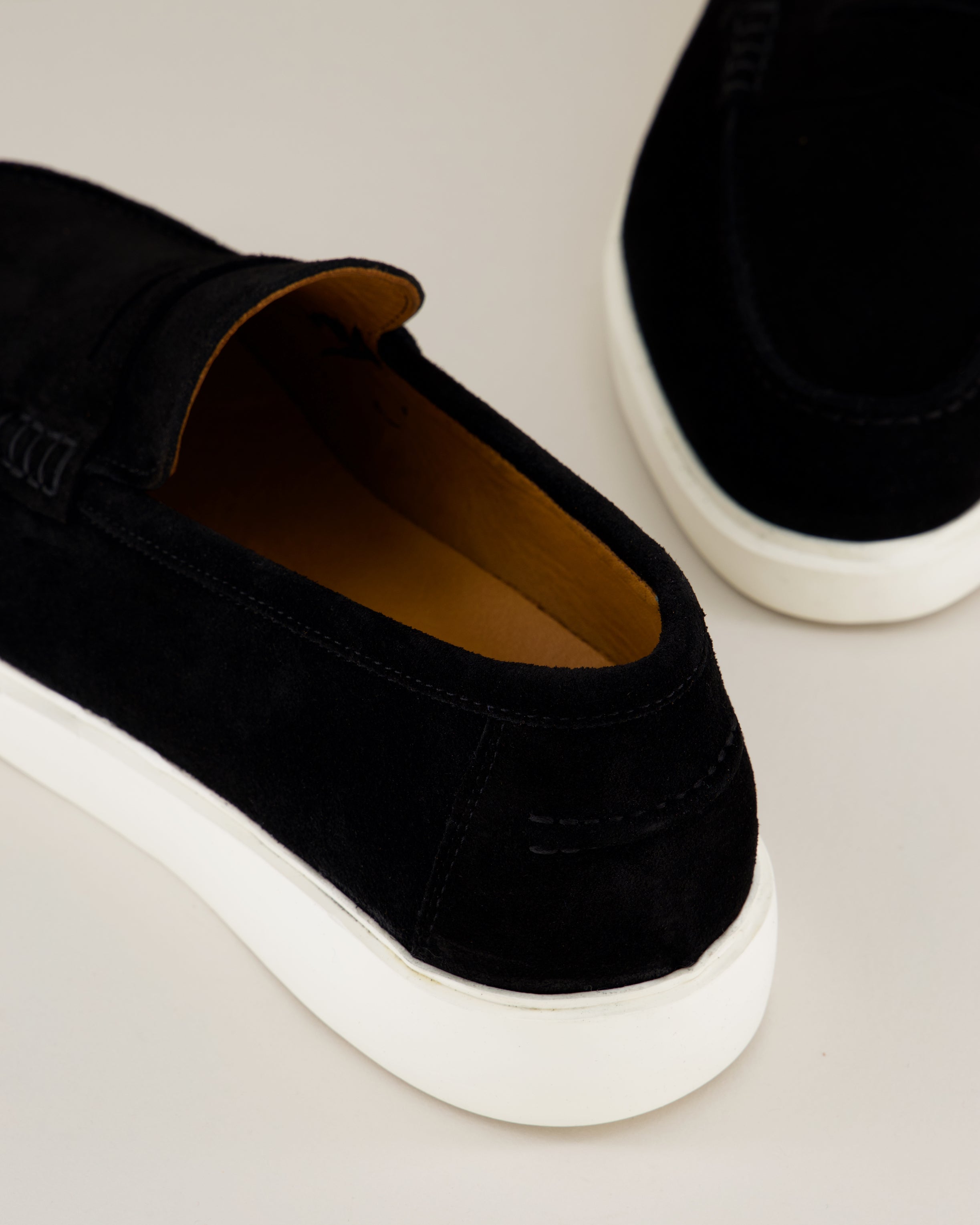 Fabio AVM-L02-Black