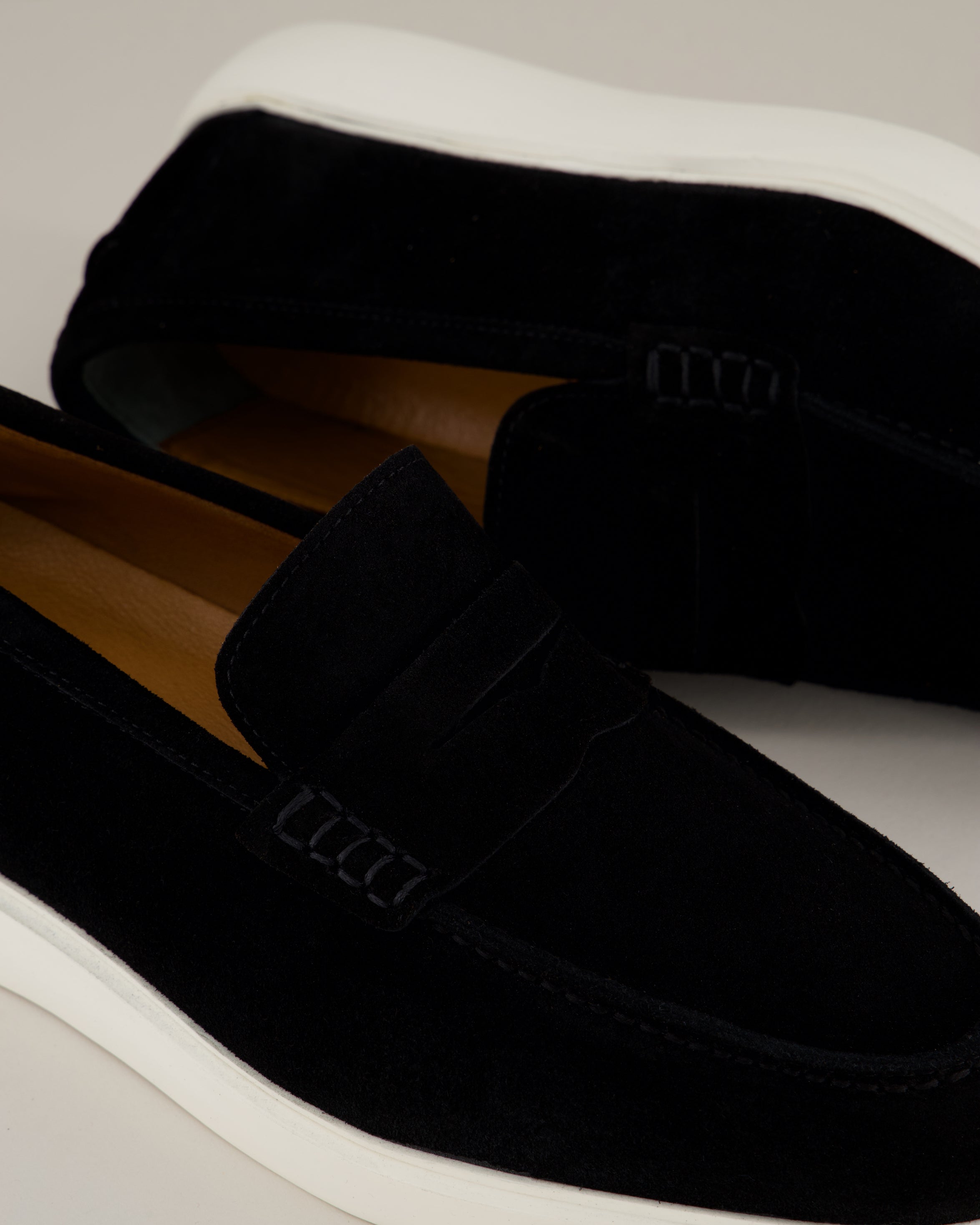 Fabio AVM-L02-Black