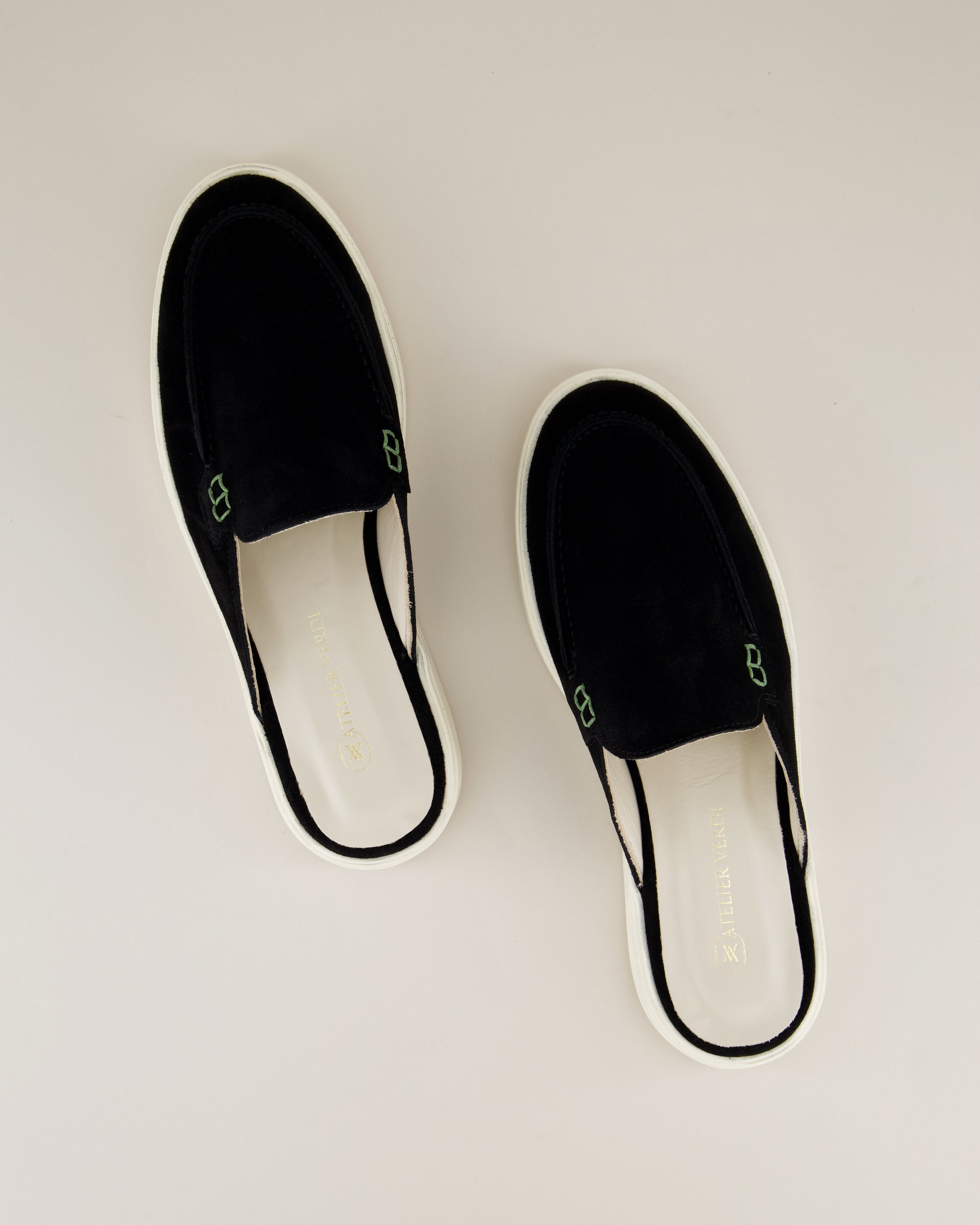 Laura Slip-On Loafer AVWSL02-Black