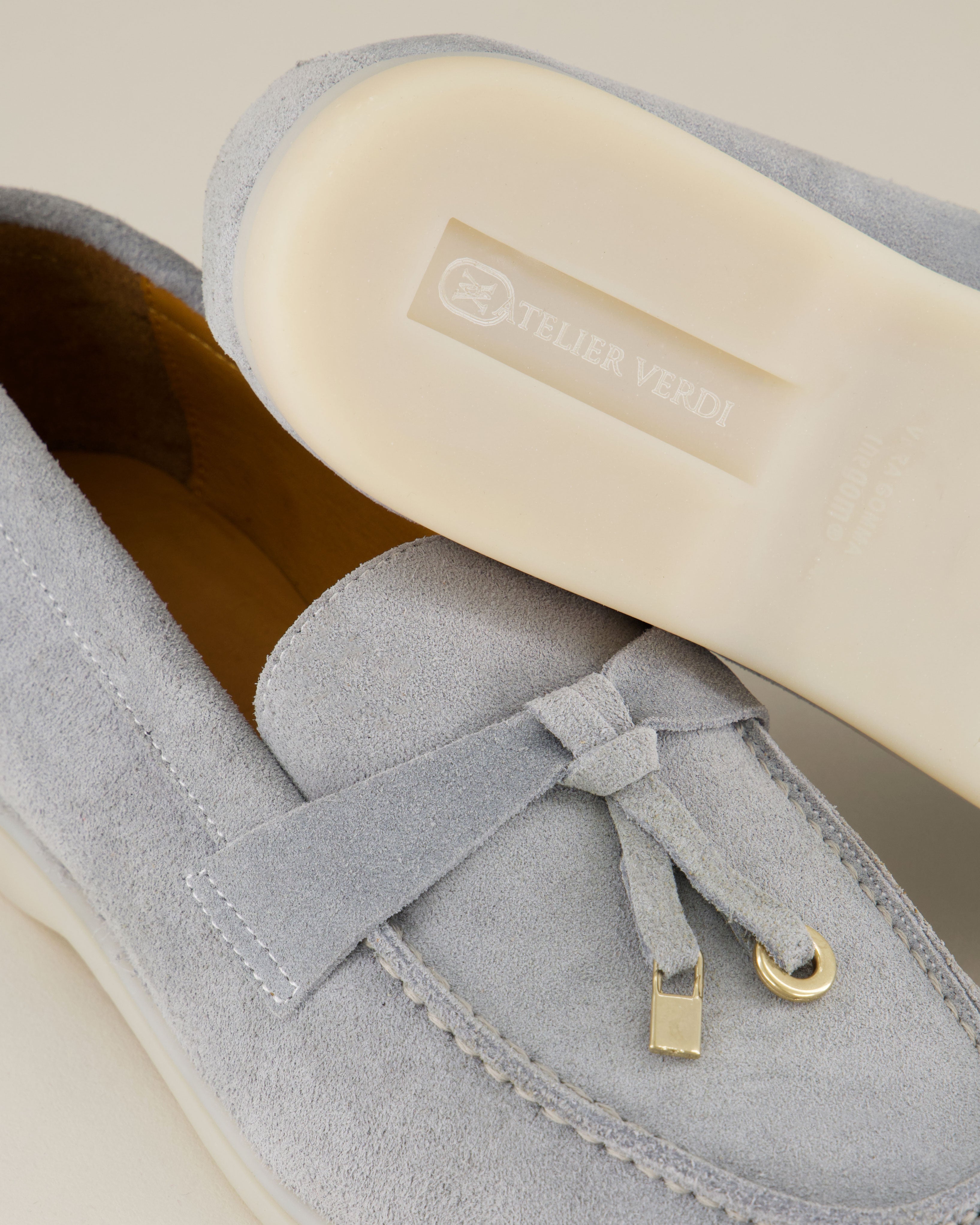 Nina Loafer AVWL01-Smoke